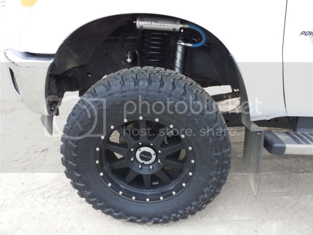 Fronttire_zpsfd4af2cf.jpg